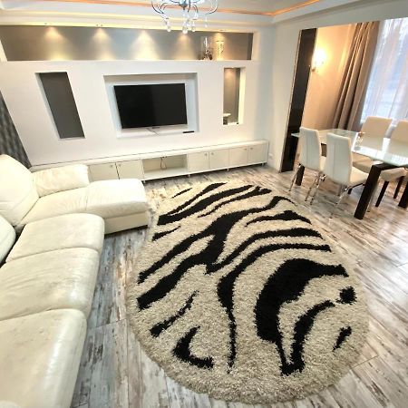 Bright Luxury Apartment Near Center Kischinau Exterior foto